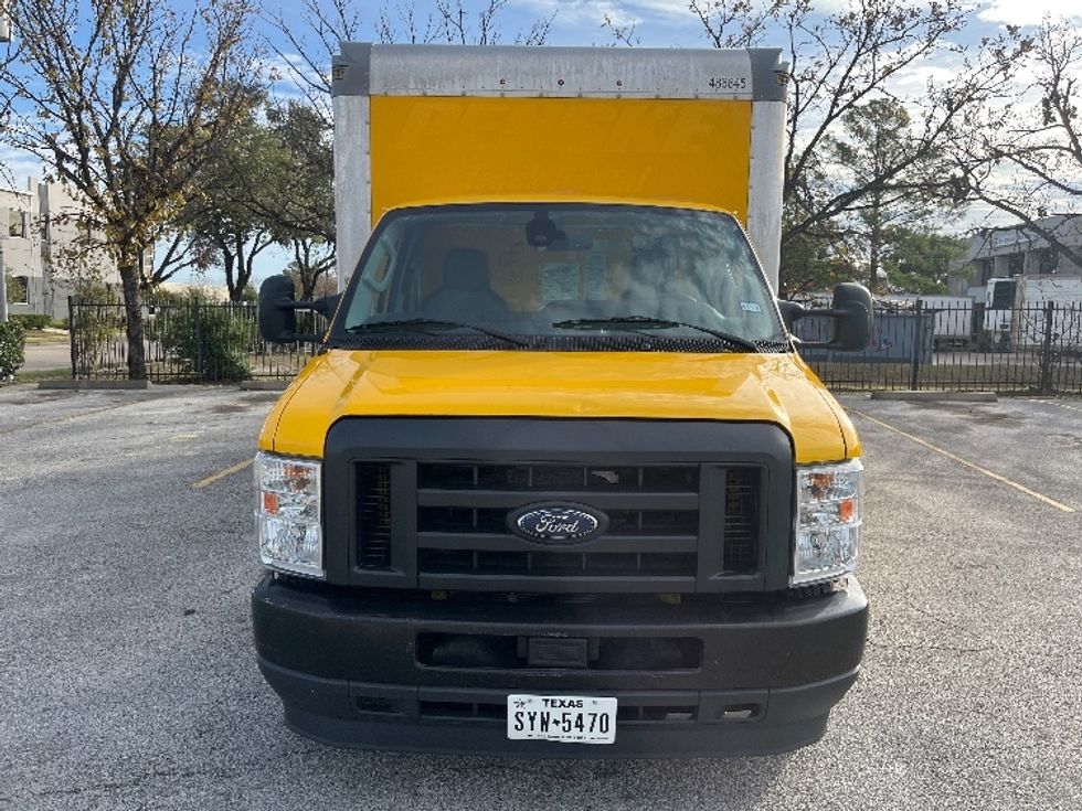 Light Duty Box Truck-Light and Medium Duty Trucks-Ford-2022-E350-Katy-TX-72,842\n\t\tmiles-$ 31,500 - Image 2