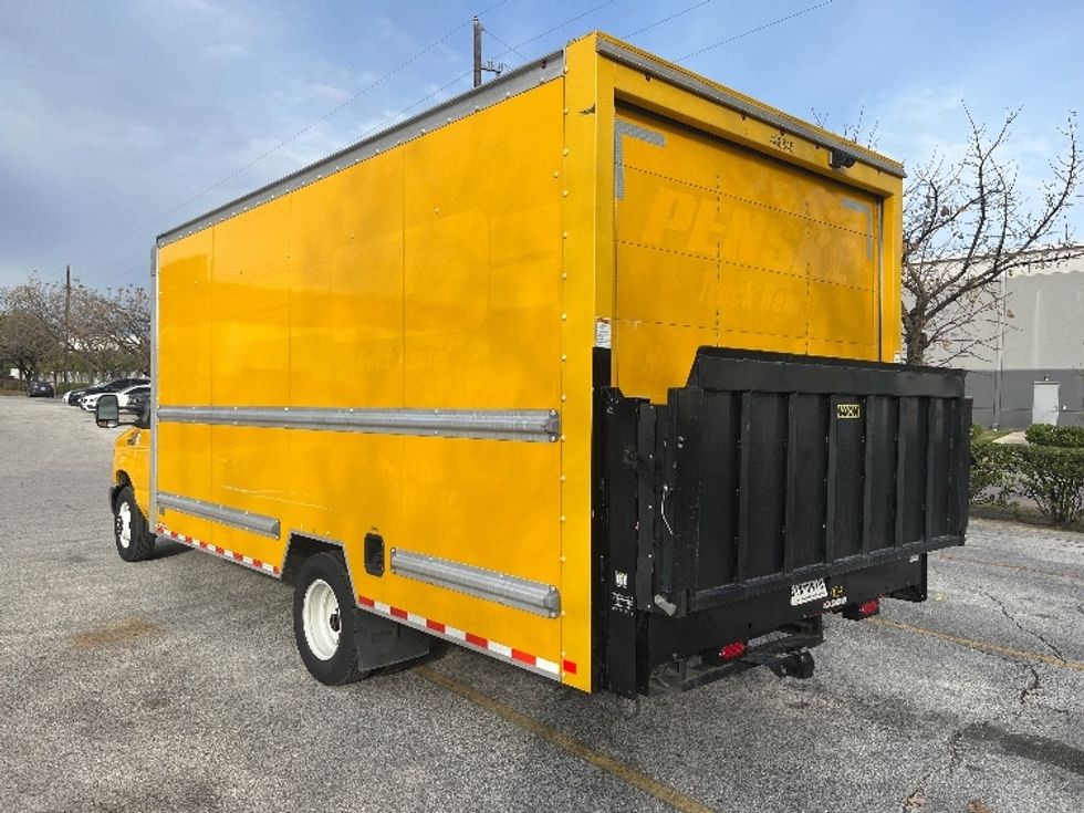Light Duty Box Truck-Light and Medium Duty Trucks-Ford-2022-E350-Katy-TX-72,842\n\t\tmiles-$ 31,500 - Image 5