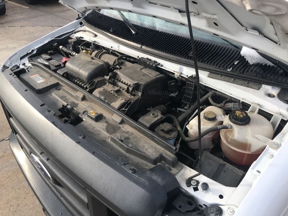 Light Duty Box Truck-Light and Medium Duty Trucks-Ford-2022-E350-Katy-TX-78,442\n\t\tmiles-$ 36,250 - Image 24