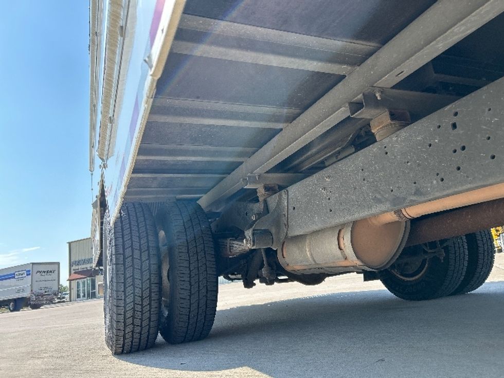 Light Duty Box Truck-Light and Medium Duty Trucks-Ford-2022-E350-Katy-TX-86,687\n\t\tmiles-$ 32,000 - Image 14