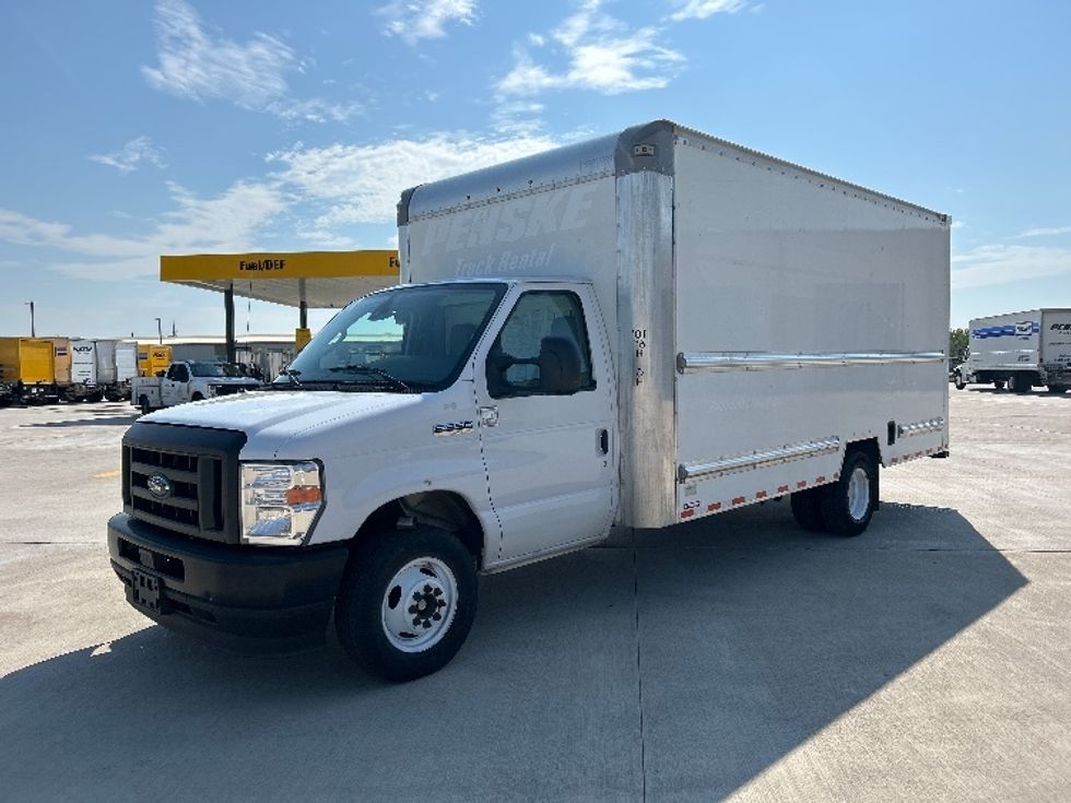 Light Duty Box Truck-Light and Medium Duty Trucks-Ford-2022-E350-Katy-TX-86,687\n\t\tmiles-$ 32,000 - Image 3