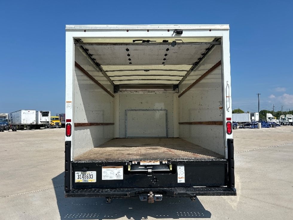 Light Duty Box Truck-Light and Medium Duty Trucks-Ford-2022-E350-Katy-TX-86,687\n\t\tmiles-$ 32,000 - Image 8