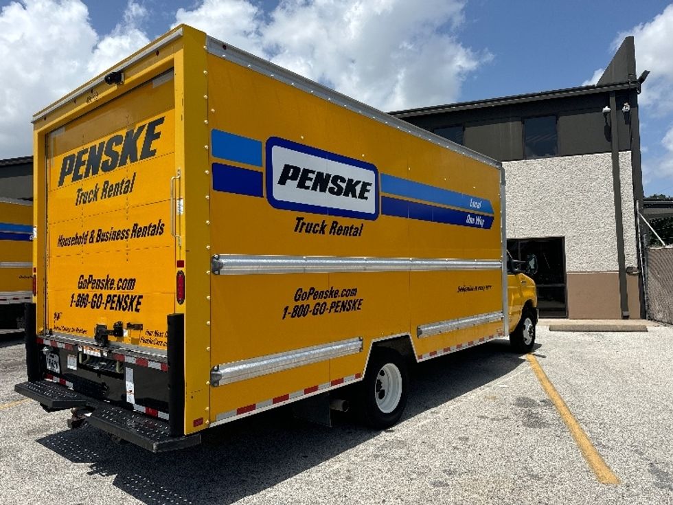 Light Duty Box Truck-Light and Medium Duty Trucks-Ford-2022-E350-Katy-TX-88,929\n\t\tmiles-$ 29,250 - Image 12