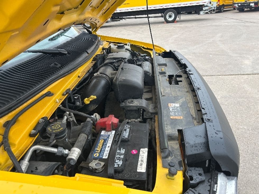 Light Duty Box Truck-Light and Medium Duty Trucks-Ford-2022-E350-Katy-TX-93,635\n\t\tmiles-$ 28,500 - Image 23