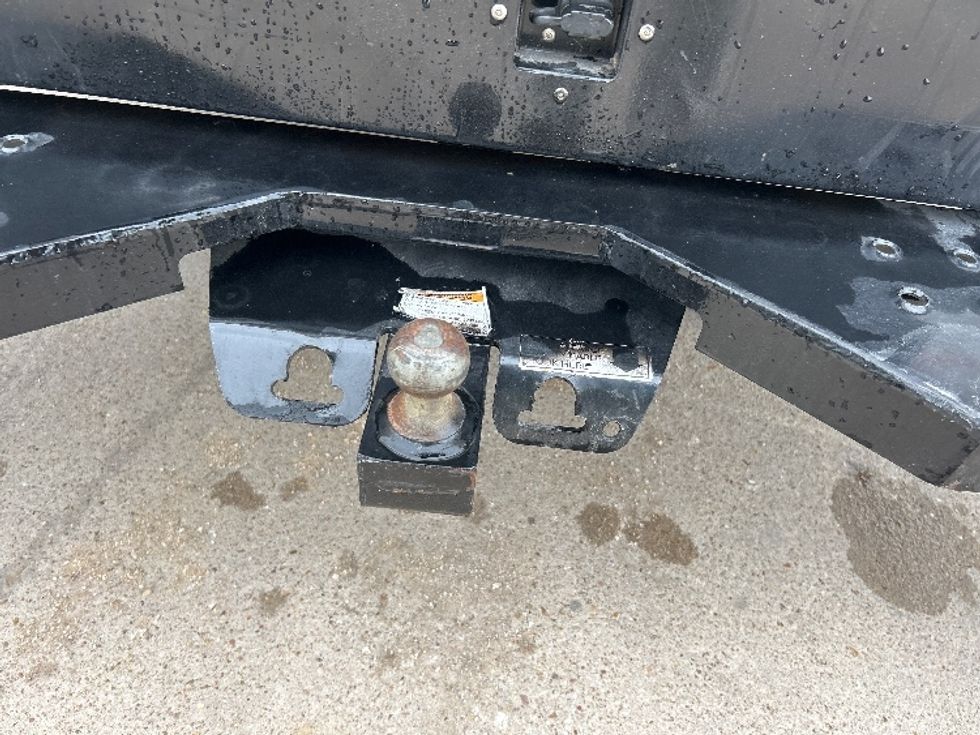 Light Duty Box Truck-Light and Medium Duty Trucks-Ford-2022-E350-Katy-TX-93,635\n\t\tmiles-$ 28,500 - Image 26