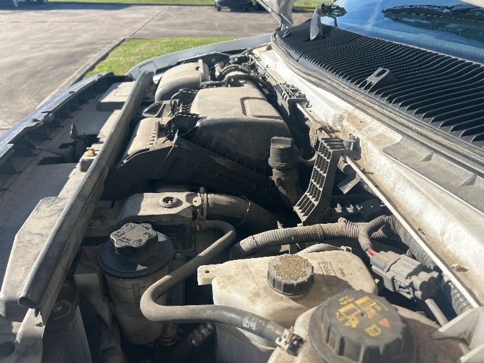 Light Duty Box Truck-Light and Medium Duty Trucks-Ford-2022-E350-Katy-TX-98,898\n\t\tmiles-$ 30,500 - Image 23