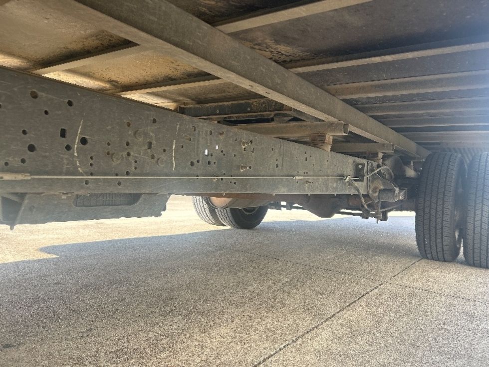 Light Duty Box Truck-Light and Medium Duty Trucks-Ford-2022-E350-Katy-TX-98,898\n\t\tmiles-$ 30,500 - Image 5