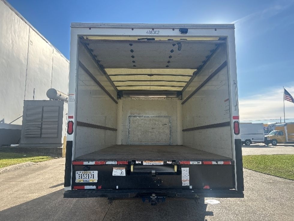 Light Duty Box Truck-Light and Medium Duty Trucks-Ford-2022-E350-Katy-TX-98,898\n\t\tmiles-$ 30,500 - Image 8