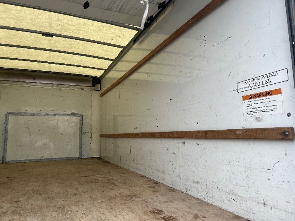 Light Duty Box Truck-Light and Medium Duty Trucks-Ford-2022-E350-Kearny-NJ-91,336\n\t\tmiles-$ 27,750 - Image 12