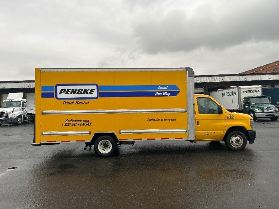 Light Duty Box Truck-Light and Medium Duty Trucks-Ford-2022-E350-Kearny-NJ-91,336\n\t\tmiles-$ 27,750 - Image 15