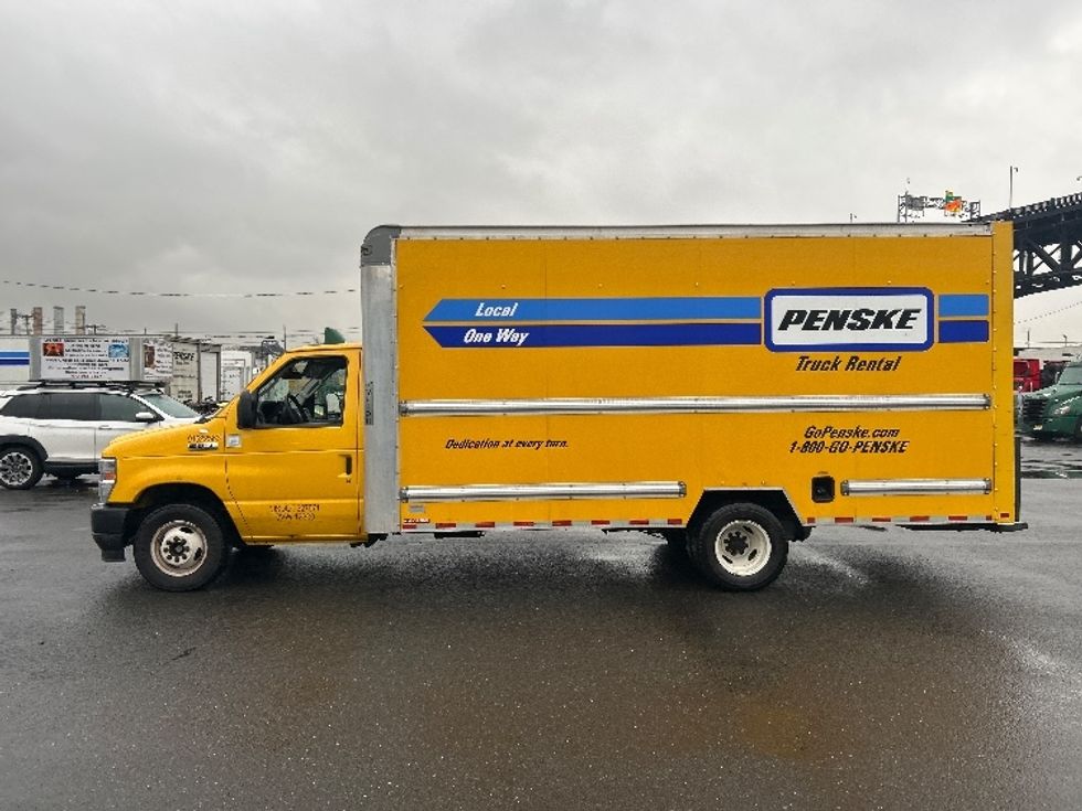 Light Duty Box Truck-Light and Medium Duty Trucks-Ford-2022-E350-Kearny-NJ-91,336\n\t\tmiles-$ 27,750 - Image 4