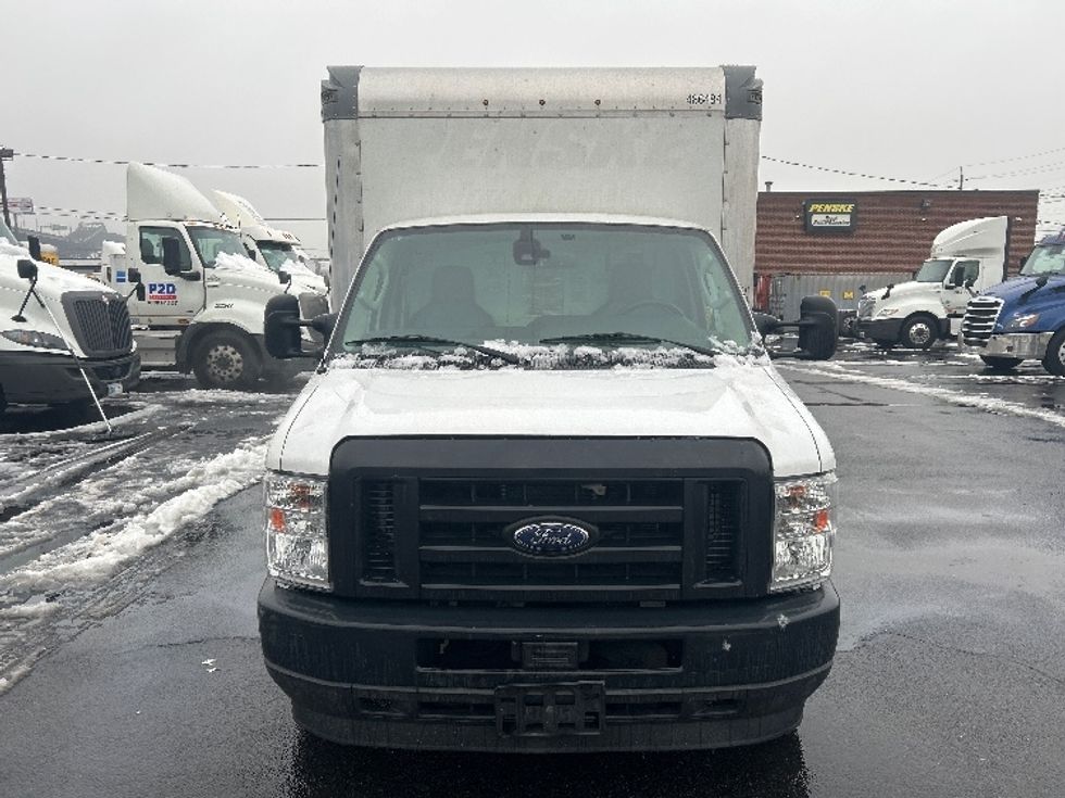 Light Duty Box Truck-Light and Medium Duty Trucks-Ford-2022-E350-Kearny-NJ-98,331\n\t\tmiles-$ 30,250 - Image 2