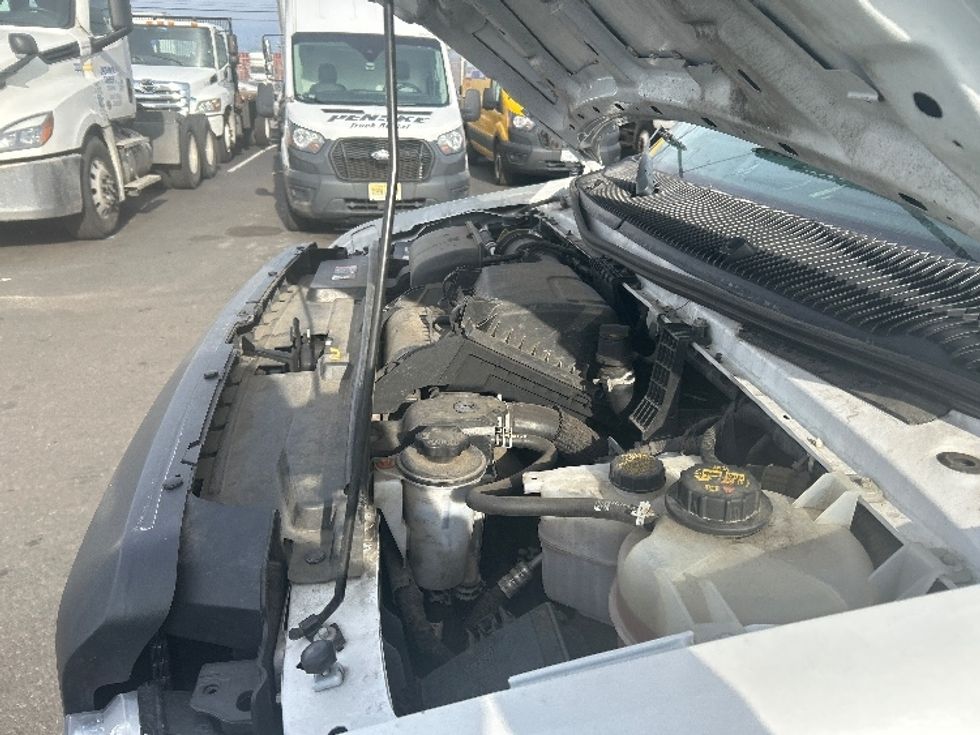 Light Duty Box Truck-Light and Medium Duty Trucks-Ford-2022-E350-Kearny-NJ-98,331\n\t\tmiles-$ 30,250 - Image 24