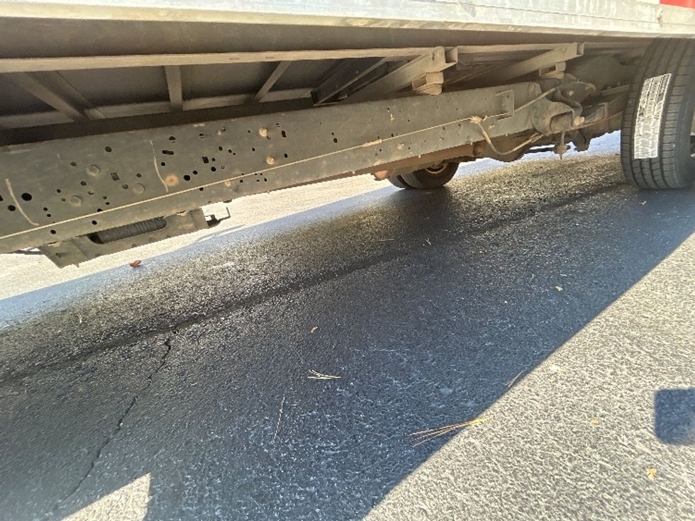 Light Duty Box Truck-Light and Medium Duty Trucks-Ford-2022-E350-Kennesaw-GA-115,555\n\t\tmiles-$ 26,000 - Image 5