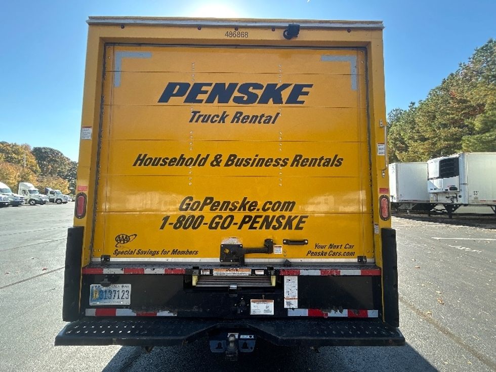 Light Duty Box Truck-Light and Medium Duty Trucks-Ford-2022-E350-Kennesaw-GA-115,555\n\t\tmiles-$ 26,000 - Image 7