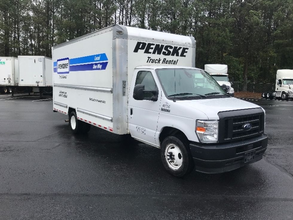 Light Duty Box Truck-Light and Medium Duty Trucks-Ford-2022-E350-Kennesaw-GA-57,218\n\t\tmiles-$ 43,500 - Image 1