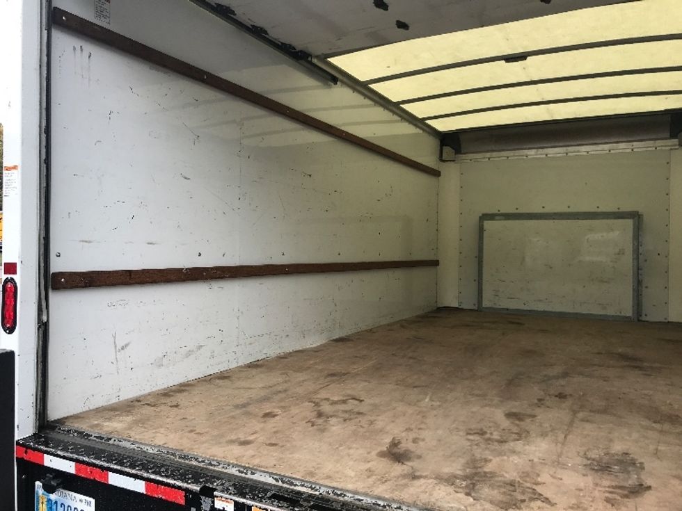 Light Duty Box Truck-Light and Medium Duty Trucks-Ford-2022-E350-Kennesaw-GA-57,218\n\t\tmiles-$ 43,500 - Image 11