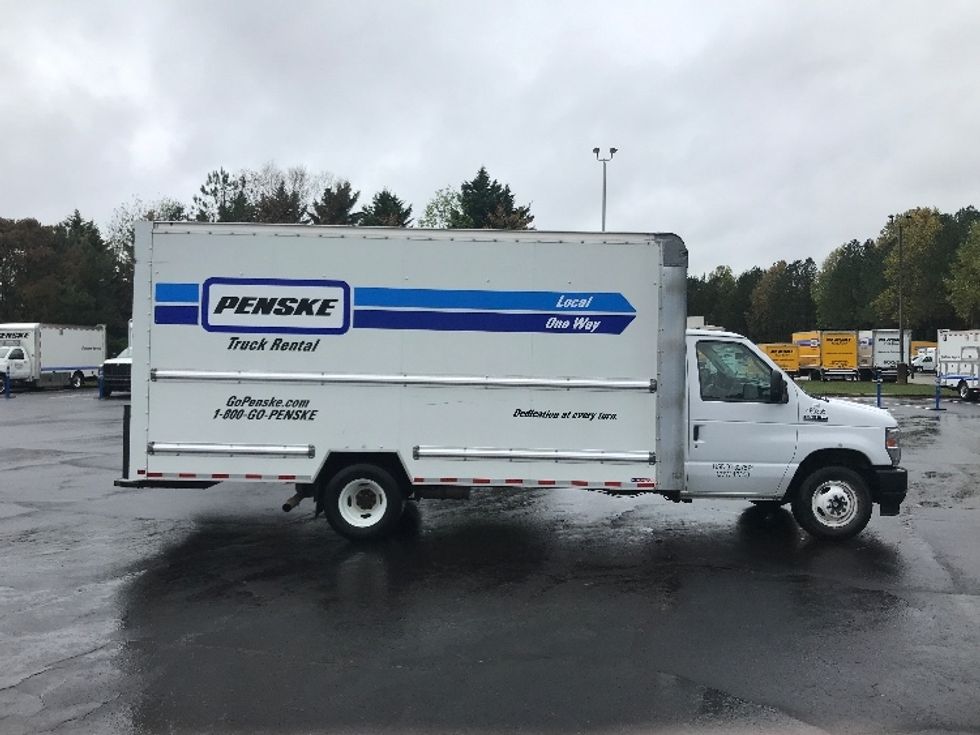Light Duty Box Truck-Light and Medium Duty Trucks-Ford-2022-E350-Kennesaw-GA-57,218\n\t\tmiles-$ 43,500 - Image 15