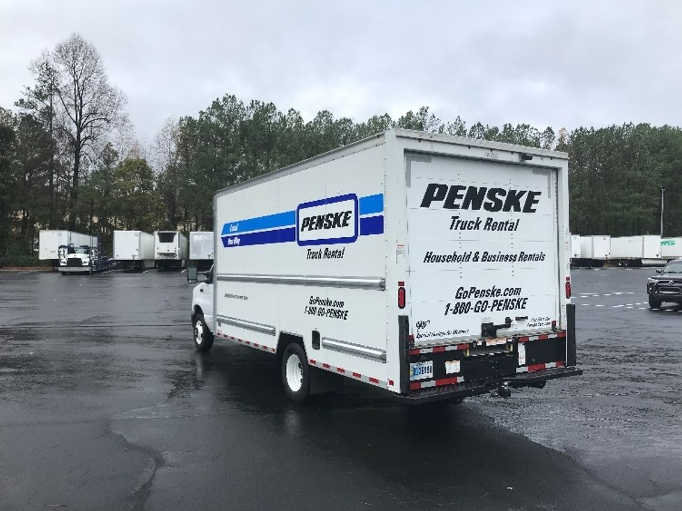 Light Duty Box Truck-Light and Medium Duty Trucks-Ford-2022-E350-Kennesaw-GA-57,218\n\t\tmiles-$ 43,500 - Image 6