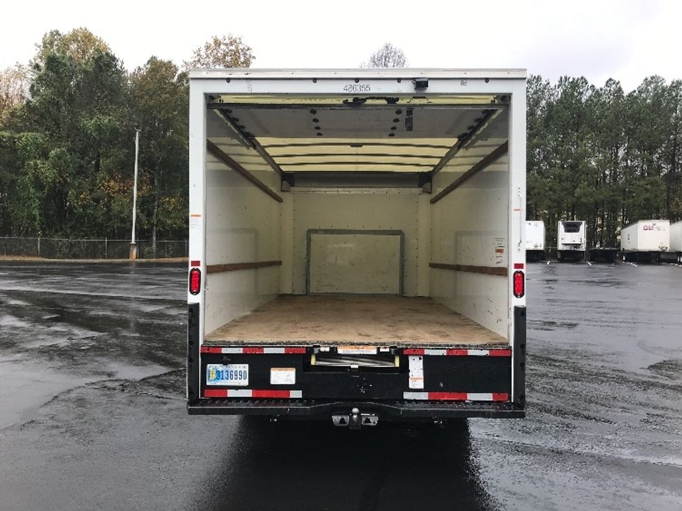 Light Duty Box Truck-Light and Medium Duty Trucks-Ford-2022-E350-Kennesaw-GA-57,218\n\t\tmiles-$ 43,500 - Image 8