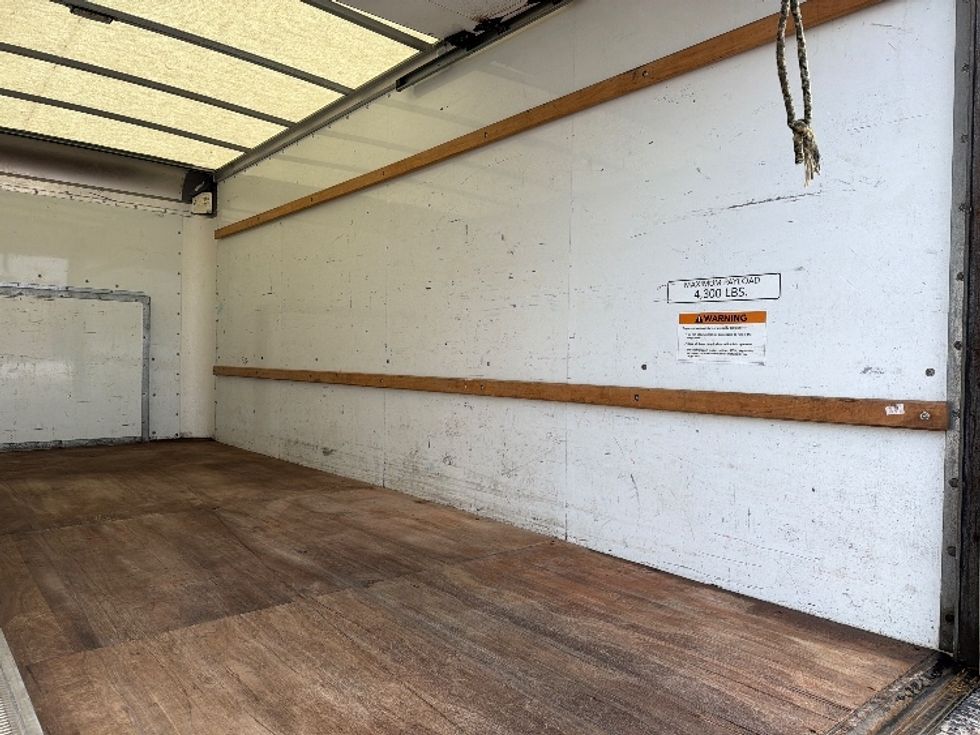 Light Duty Box Truck-Light and Medium Duty Trucks-Ford-2022-E350-Kentwood-MI-102,259\n\t\tmiles-$ 27,250 - Image 10