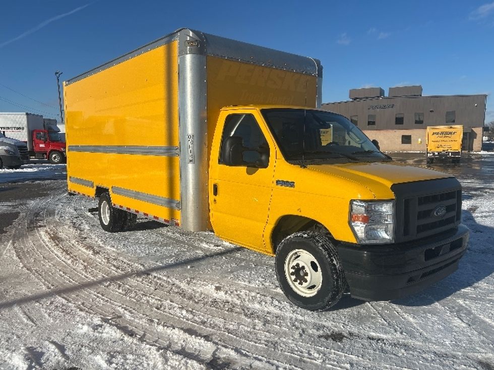 Light Duty Box Truck-Light and Medium Duty Trucks-Ford-2022-E350-Kentwood-MI-95,627\n\t\tmiles-$ 28,000 - Image 1