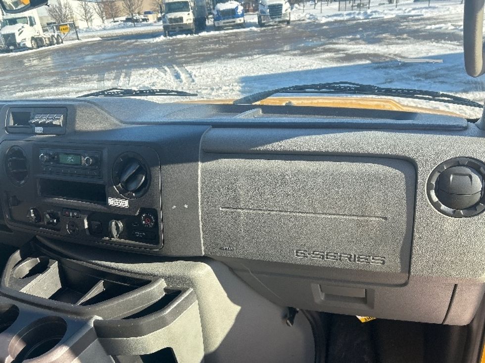 Light Duty Box Truck-Light and Medium Duty Trucks-Ford-2022-E350-Kentwood-MI-95,627\n\t\tmiles-$ 28,000 - Image 21