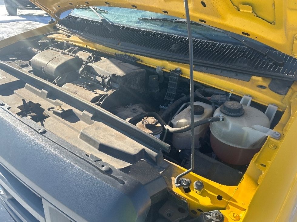 Light Duty Box Truck-Light and Medium Duty Trucks-Ford-2022-E350-Kentwood-MI-95,627\n\t\tmiles-$ 28,000 - Image 24