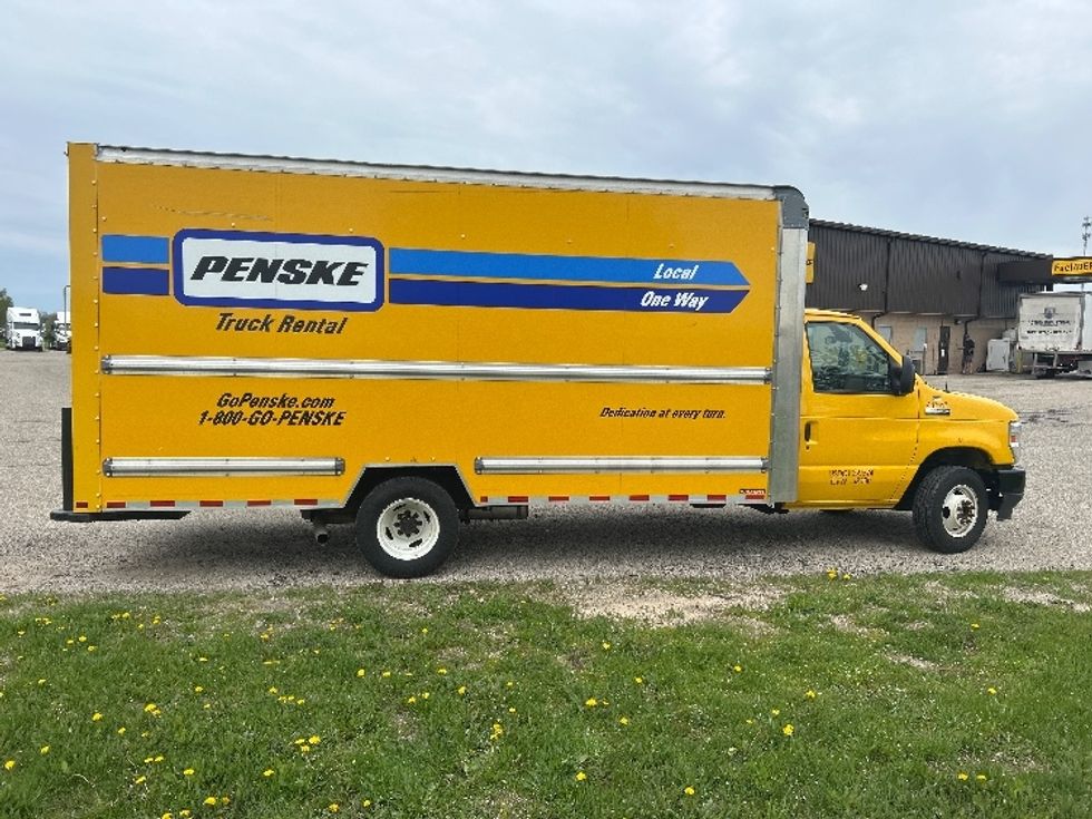Light Duty Box Truck-Light and Medium Duty Trucks-Ford-2022-E350-Kentwood-MI-96,364\n\t\tmiles-$ 23,500 - Image 15