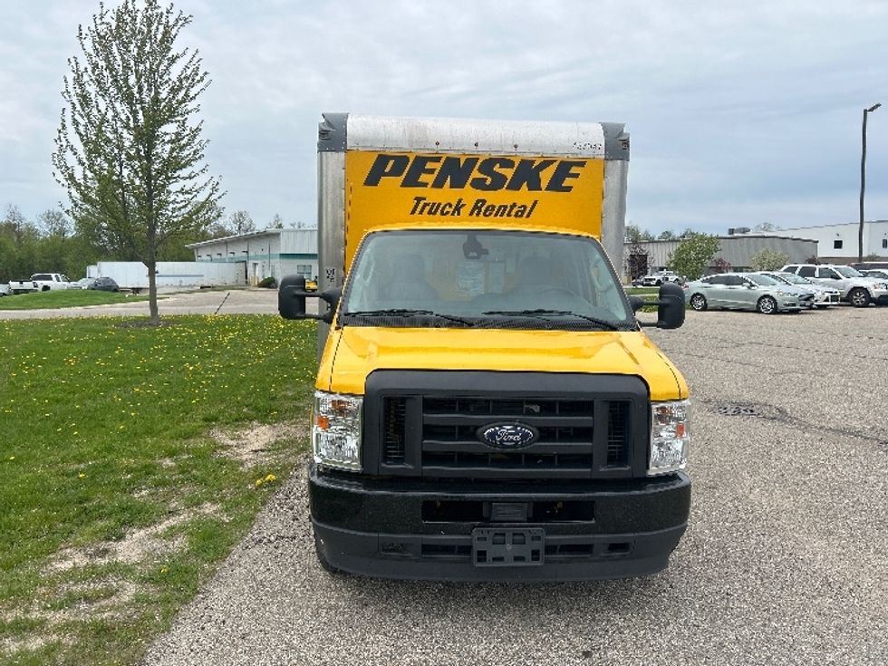 Light Duty Box Truck-Light and Medium Duty Trucks-Ford-2022-E350-Kentwood-MI-96,364\n\t\tmiles-$ 23,500 - Image 2