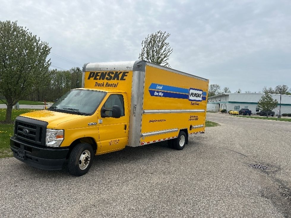 Light Duty Box Truck-Light and Medium Duty Trucks-Ford-2022-E350-Kentwood-MI-96,364\n\t\tmiles-$ 23,500 - Image 3