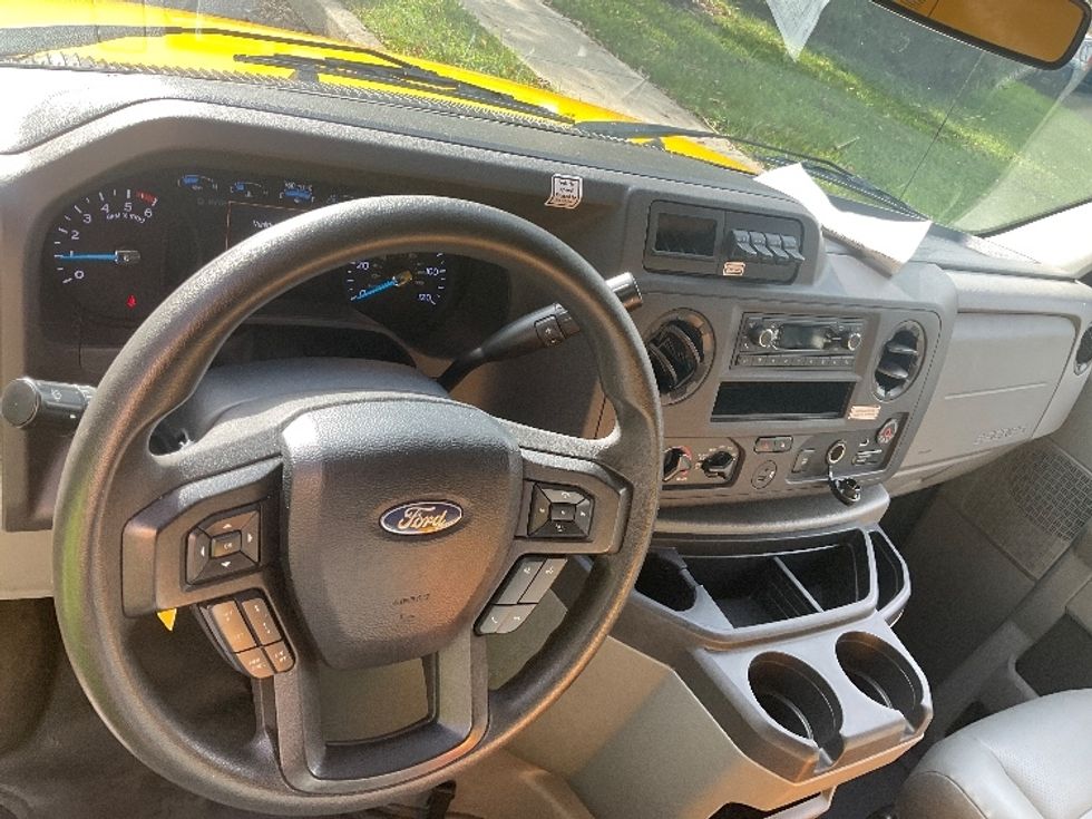 Light Duty Box Truck-Light and Medium Duty Trucks-Ford-2022-E350-King Of Prussia-PA-102,616\n\t\tmiles-$ 25,500 - Image 17