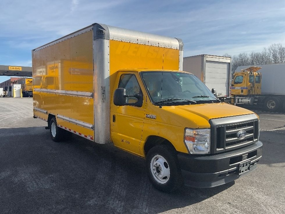 Light Duty Box Truck-Light and Medium Duty Trucks-Ford-2022-E350-King Of Prussia-PA-90,292\n\t\tmiles-$ 28,250 - Image 1