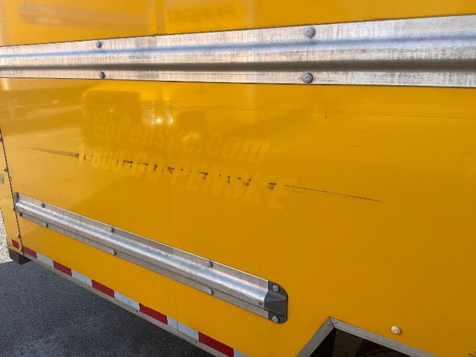 Light Duty Box Truck-Light and Medium Duty Trucks-Ford-2022-E350-King Of Prussia-PA-90,292\n\t\tmiles-$ 28,250 - Image 28