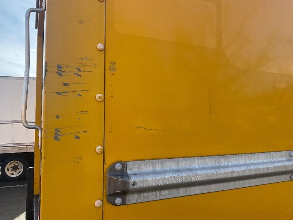 Light Duty Box Truck-Light and Medium Duty Trucks-Ford-2022-E350-King Of Prussia-PA-90,292\n\t\tmiles-$ 28,250 - Image 29