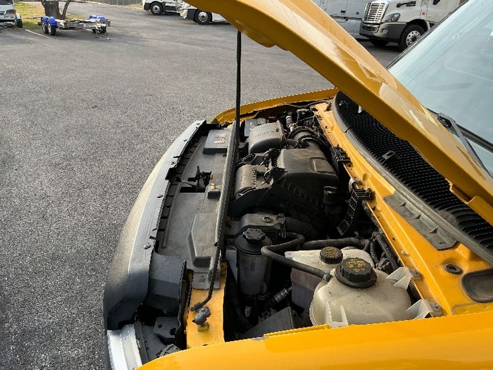 Light Duty Box Truck-Light and Medium Duty Trucks-Ford-2022-E350-Knoxville-TN-105,519\n\t\tmiles-$ 28,250 - Image 24