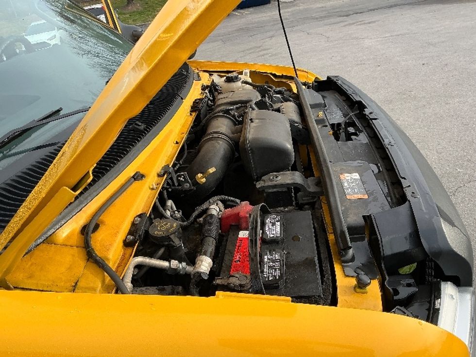 Light Duty Box Truck-Light and Medium Duty Trucks-Ford-2022-E350-Knoxville-TN-110,489\n\t\tmiles-$ 27,250 - Image 23