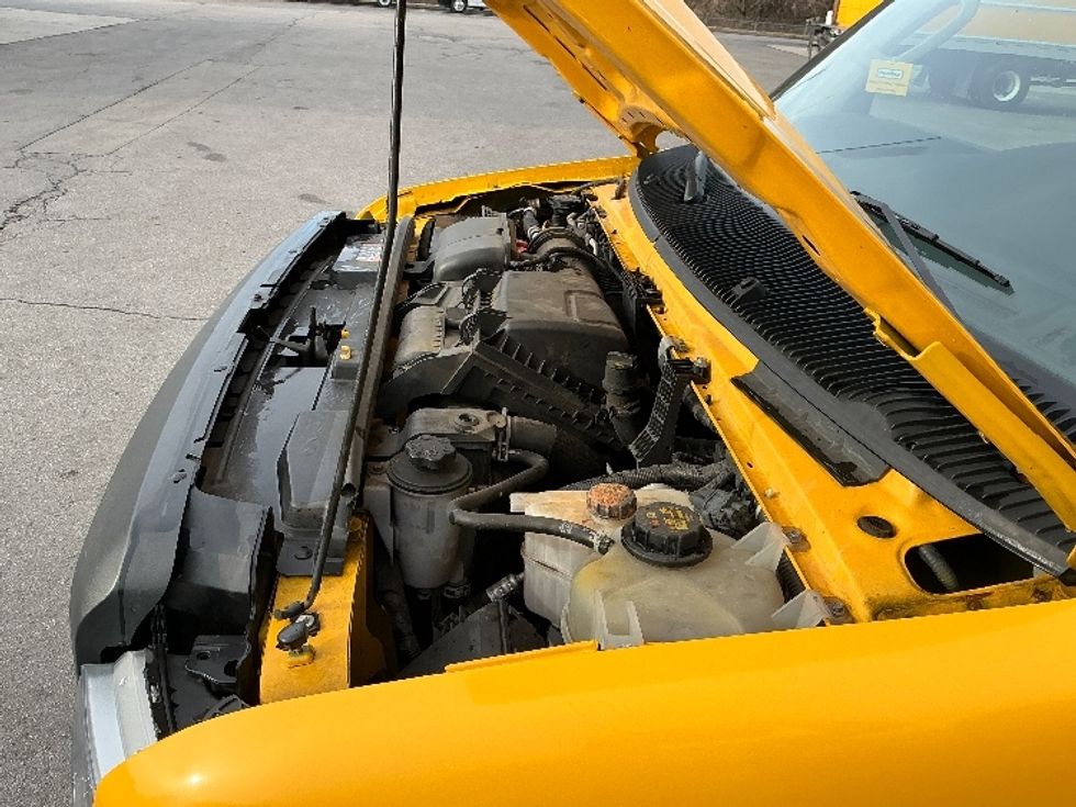 Light Duty Box Truck-Light and Medium Duty Trucks-Ford-2022-E350-Knoxville-TN-110,489\n\t\tmiles-$ 27,250 - Image 24