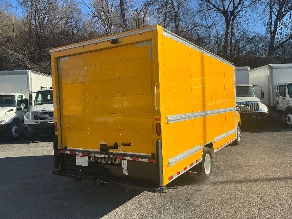 Light Duty Box Truck-Light and Medium Duty Trucks-Ford-2022-E350-Knoxville-TN-96,567\n\t\tmiles-$ 29,500 - Image 13