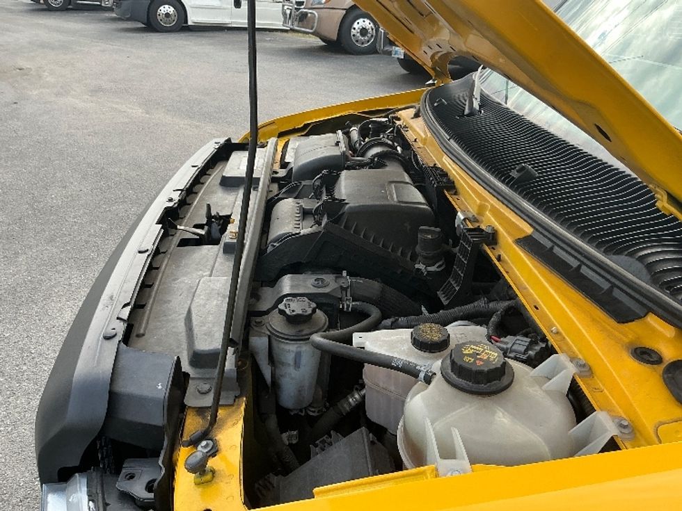 Light Duty Box Truck-Light and Medium Duty Trucks-Ford-2022-E350-Knoxville-TN-96,567\n\t\tmiles-$ 29,500 - Image 24