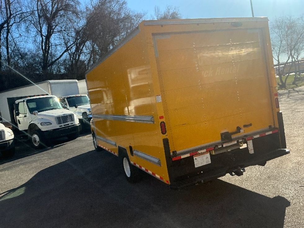 Light Duty Box Truck-Light and Medium Duty Trucks-Ford-2022-E350-Knoxville-TN-96,567\n\t\tmiles-$ 29,500 - Image 6