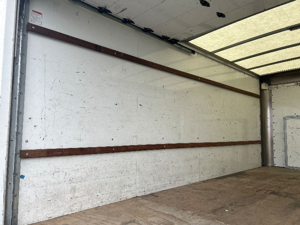 Light Duty Box Truck-Light and Medium Duty Trucks-Ford-2022-E350-La Mirada-CA-86,476\n\t\tmiles-$ 33,750 - Image 11