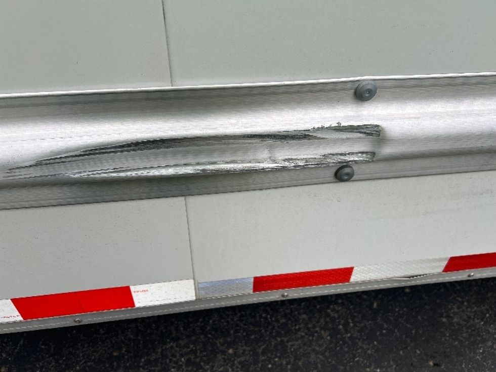 Light Duty Box Truck-Light and Medium Duty Trucks-Ford-2022-E350-La Mirada-CA-86,476\n\t\tmiles-$ 33,750 - Image 23