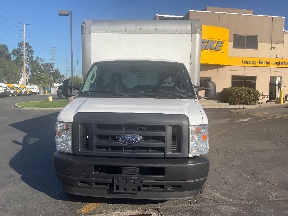 Light Duty Box Truck-Light and Medium Duty Trucks-Ford-2022-E350-La Mirada-CA-89,666\n\t\tmiles-$ 33,500 - Image 2