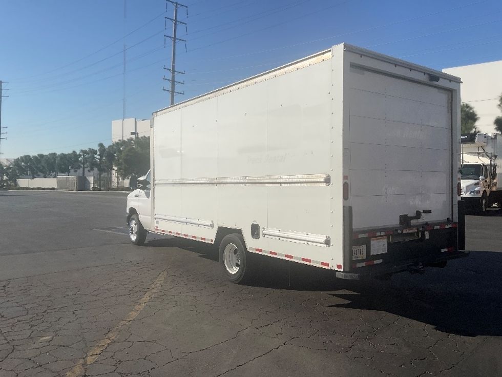 Light Duty Box Truck-Light and Medium Duty Trucks-Ford-2022-E350-La Mirada-CA-89,666\n\t\tmiles-$ 33,500 - Image 6
