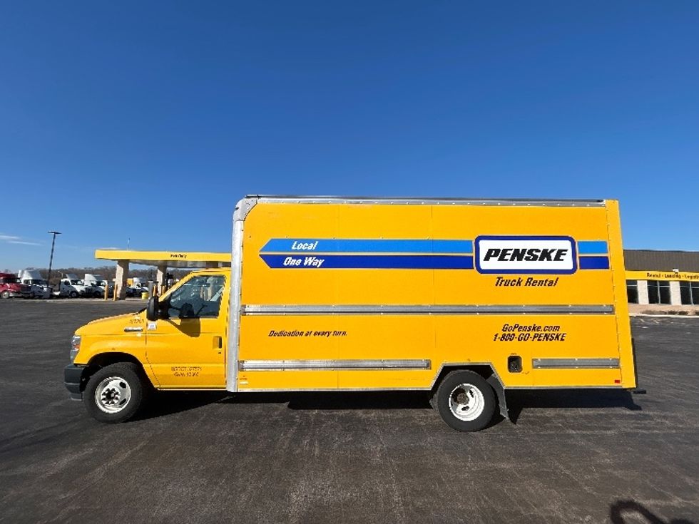 Light Duty Box Truck-Light and Medium Duty Trucks-Ford-2022-E350-La Porte-IN-112,962\n\t\tmiles-$ 24,750 - Image 4