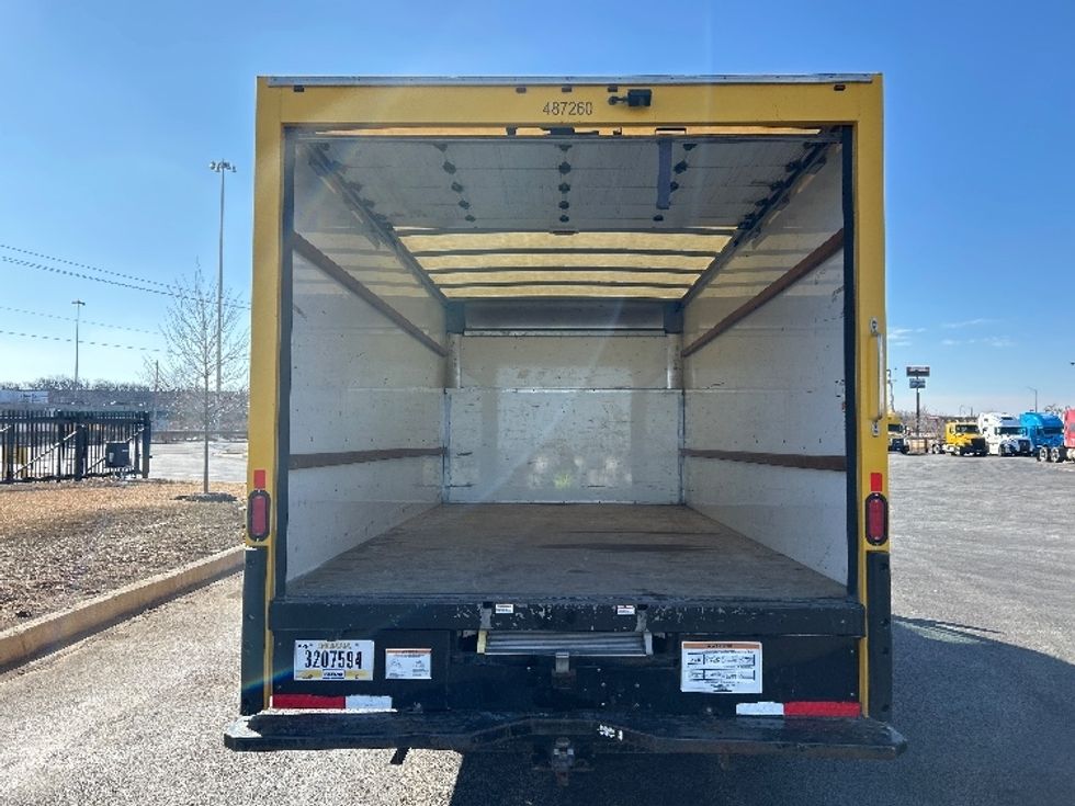 Light Duty Box Truck-Light and Medium Duty Trucks-Ford-2022-E350-La Porte-IN-112,962\n\t\tmiles-$ 24,750 - Image 7