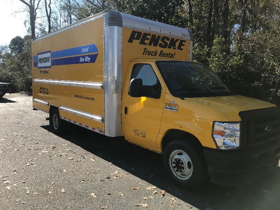 Light Duty Box Truck-Light and Medium Duty Trucks-Ford-2022-E350-Ladson-SC-106,287\n\t\tmiles-$ 28,500 - Image 1