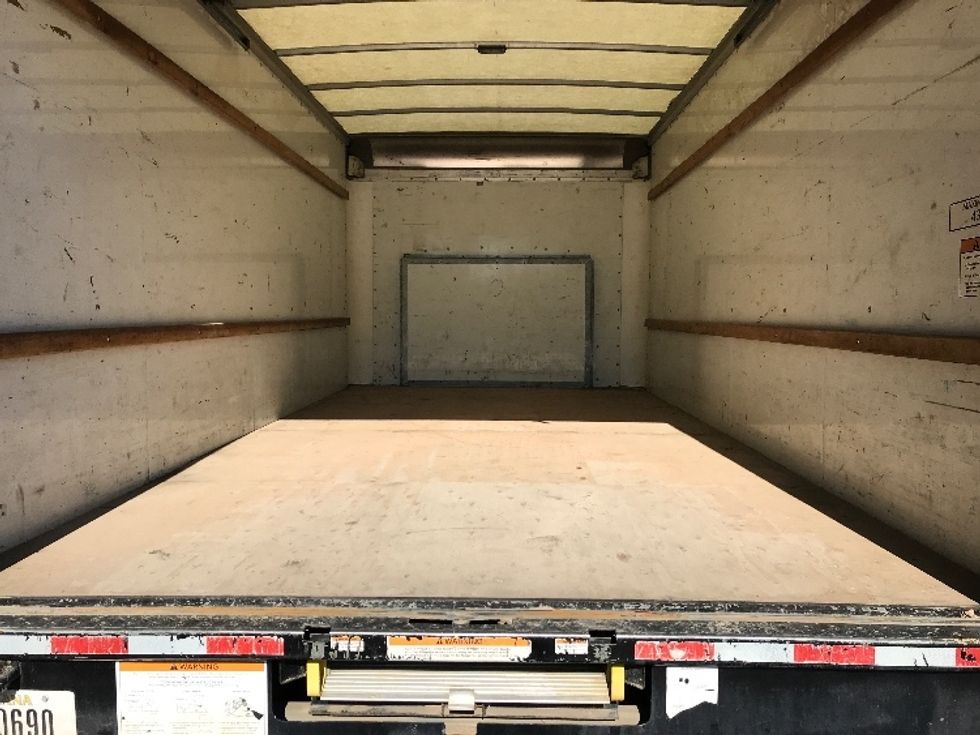 Light Duty Box Truck-Light and Medium Duty Trucks-Ford-2022-E350-Ladson-SC-106,287\n\t\tmiles-$ 28,500 - Image 10