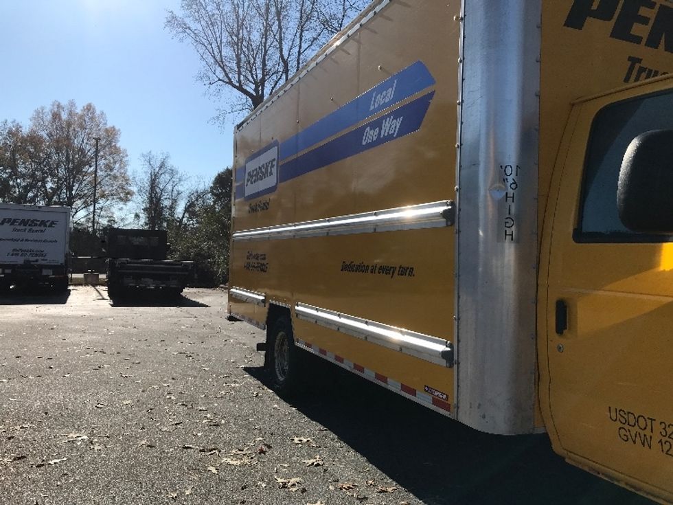 Light Duty Box Truck-Light and Medium Duty Trucks-Ford-2022-E350-Ladson-SC-106,287\n\t\tmiles-$ 28,500 - Image 14